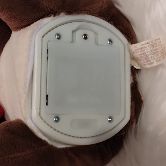 CHRISTMAS RUDOLPH the RED NOSED REINDEER LIGHTS, WRIGGLES & SINGS for HOLIDAYS! - Picture 10 of 17